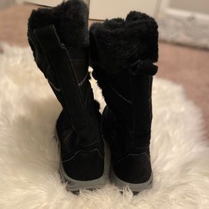 KHOMBU BOOTS